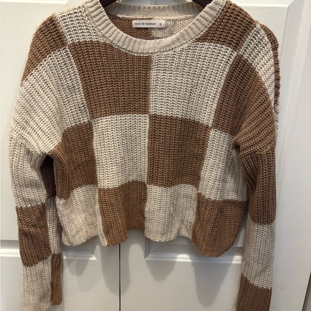 Brown and Cream checkered sweater